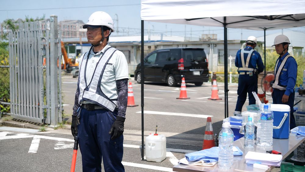 屋外の立ち仕事の暑さ対策
